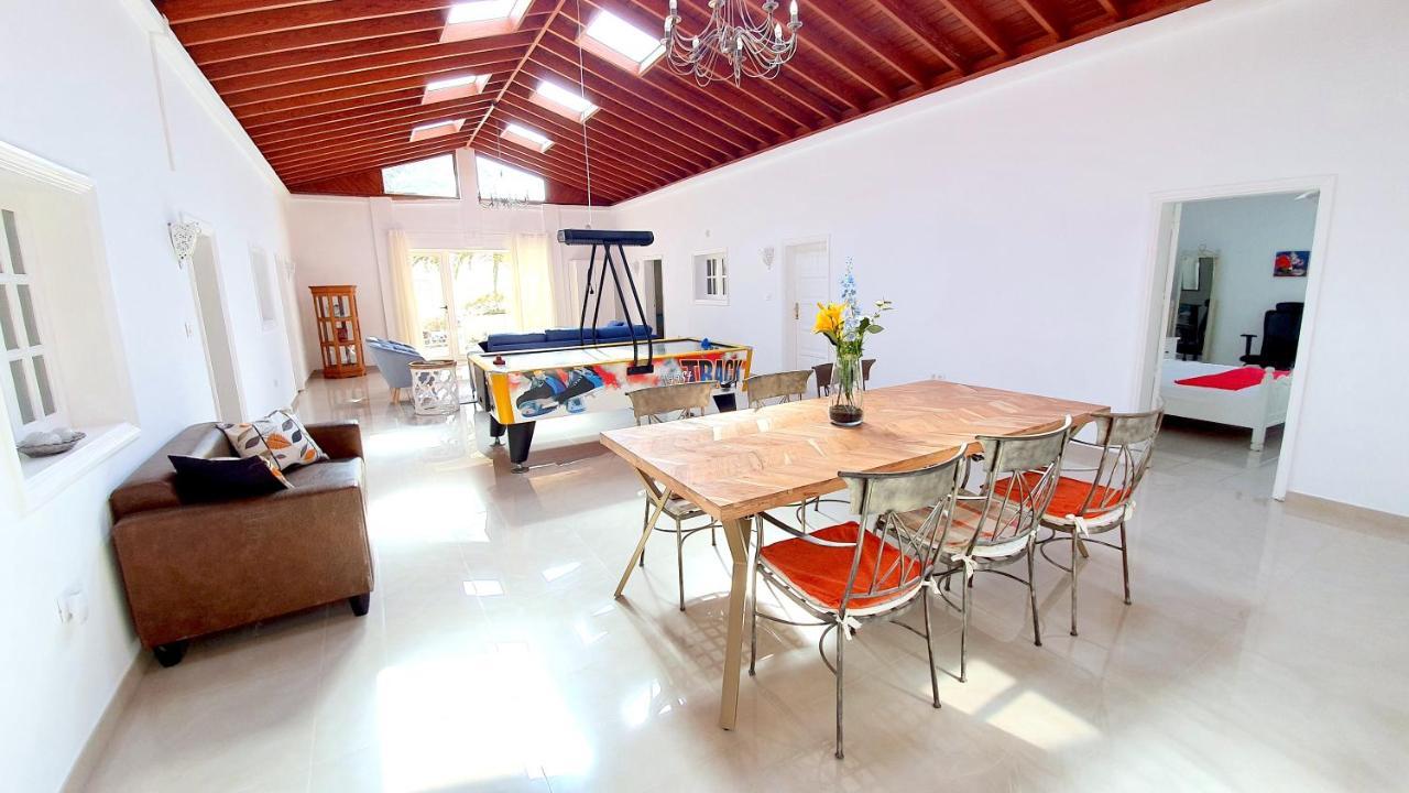 Stunning Sea View Villa With 6 Bedrooms & Heated Pool - Villa Renaissance Πλάγια Μπλάνκα Εξωτερικό φωτογραφία