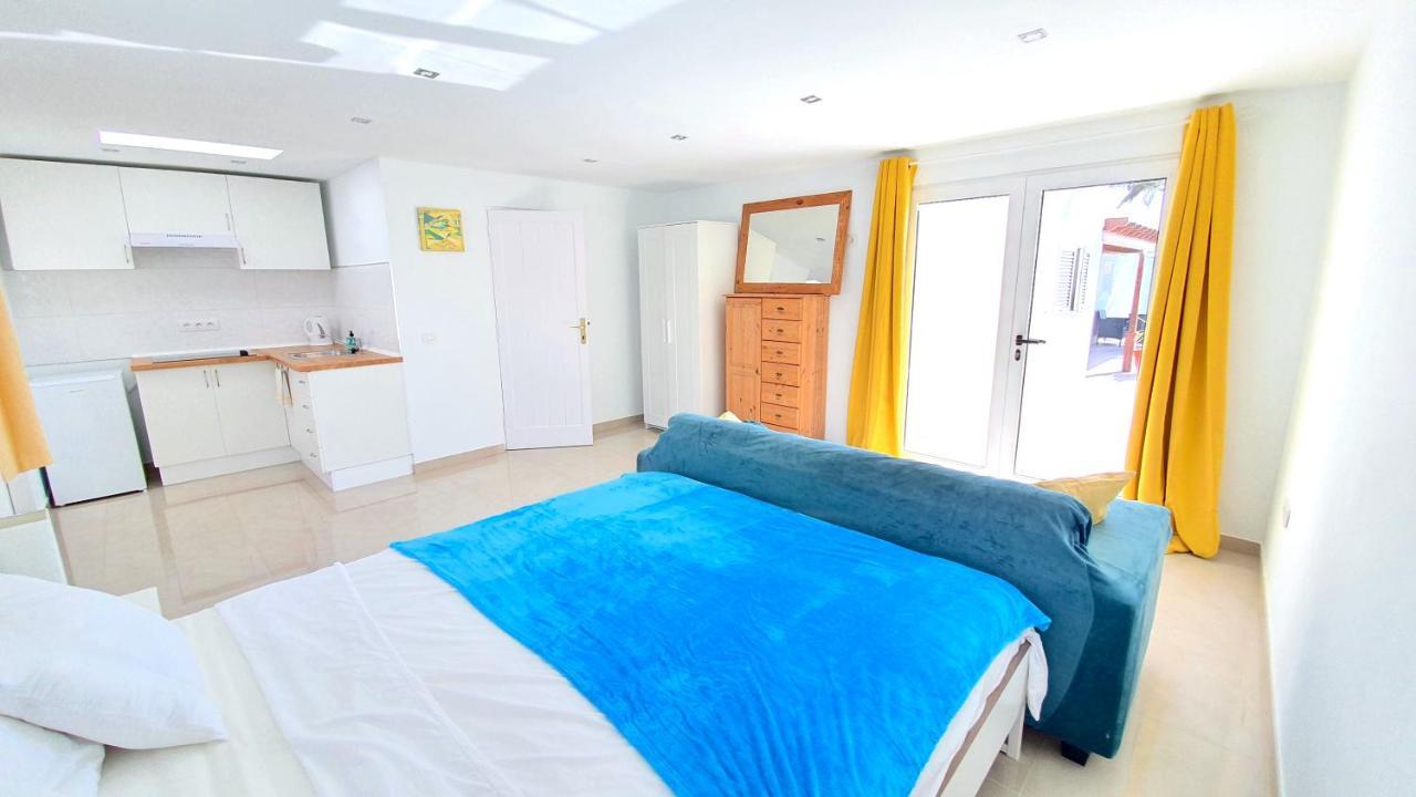 Stunning Sea View Villa With 6 Bedrooms & Heated Pool - Villa Renaissance Πλάγια Μπλάνκα Εξωτερικό φωτογραφία