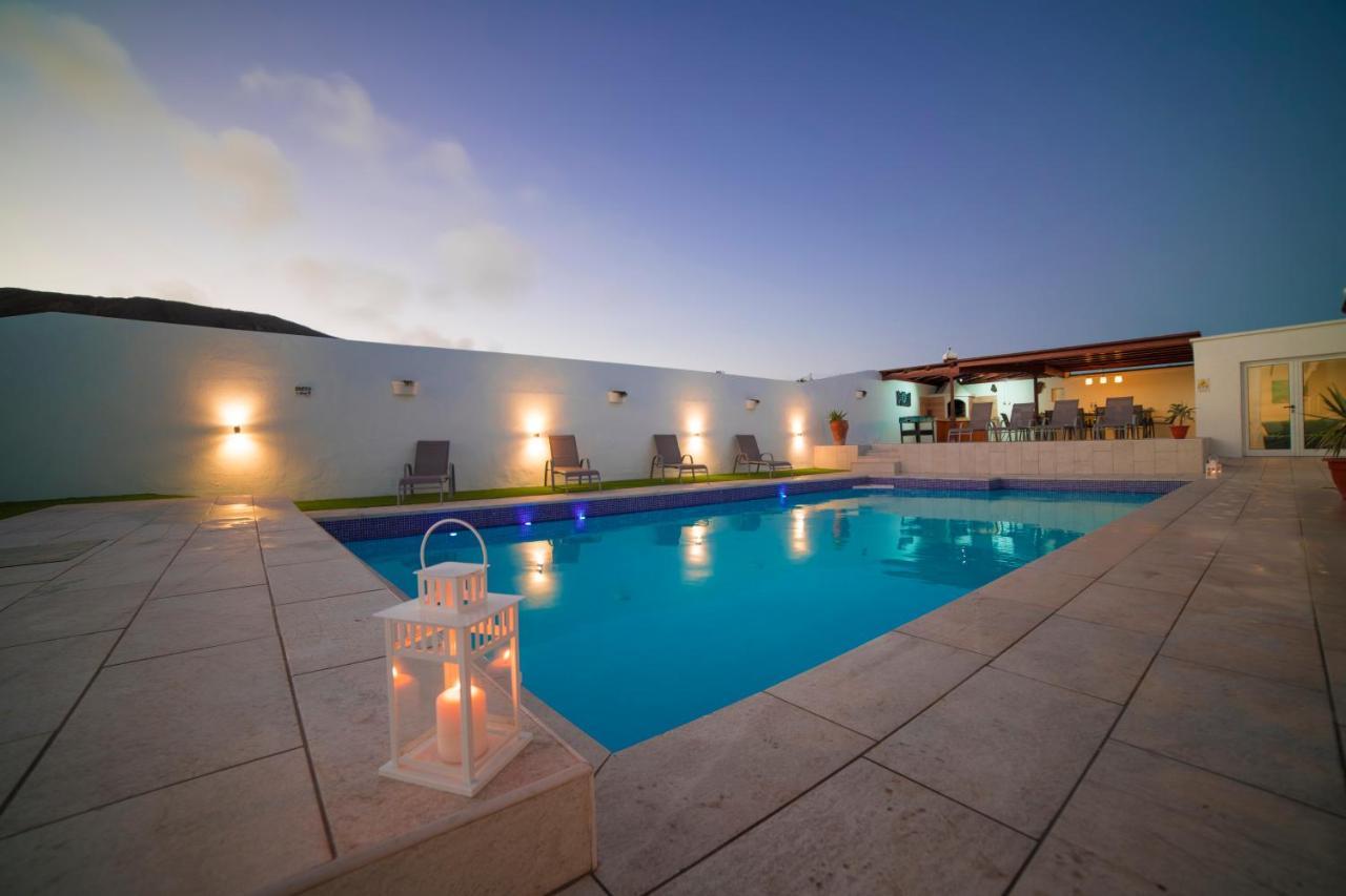 Stunning Sea View Villa With 6 Bedrooms & Heated Pool - Villa Renaissance Πλάγια Μπλάνκα Εξωτερικό φωτογραφία