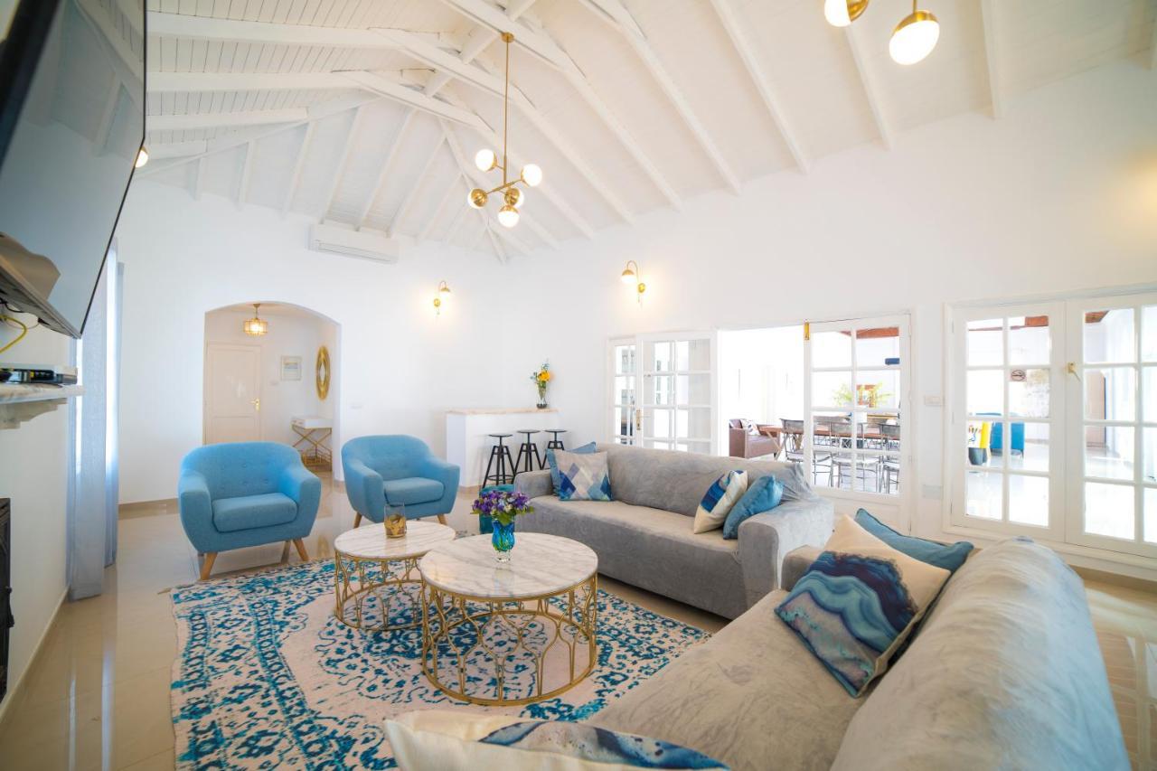 Stunning Sea View Villa With 6 Bedrooms & Heated Pool - Villa Renaissance Πλάγια Μπλάνκα Εξωτερικό φωτογραφία